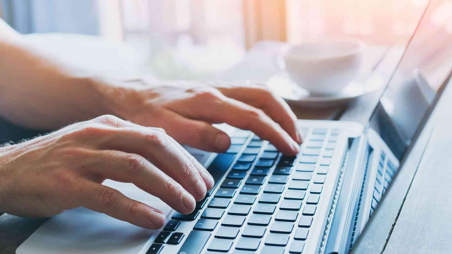 ネットで中傷コメントする人の目的は、結局「自己正当化」にあるのではないか。 | ハフポスト LIFE