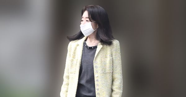 中村玉緒 麻雀仲間の元運転手と長女が電撃再婚！それでも埋まらぬ母娘の溝 | 女性自身