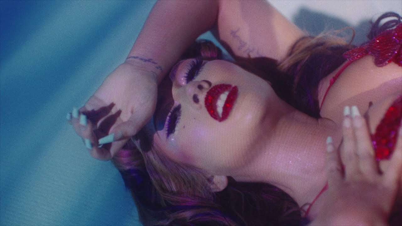 Kali Uchis – telepatía [Official Music Video] - YouTube