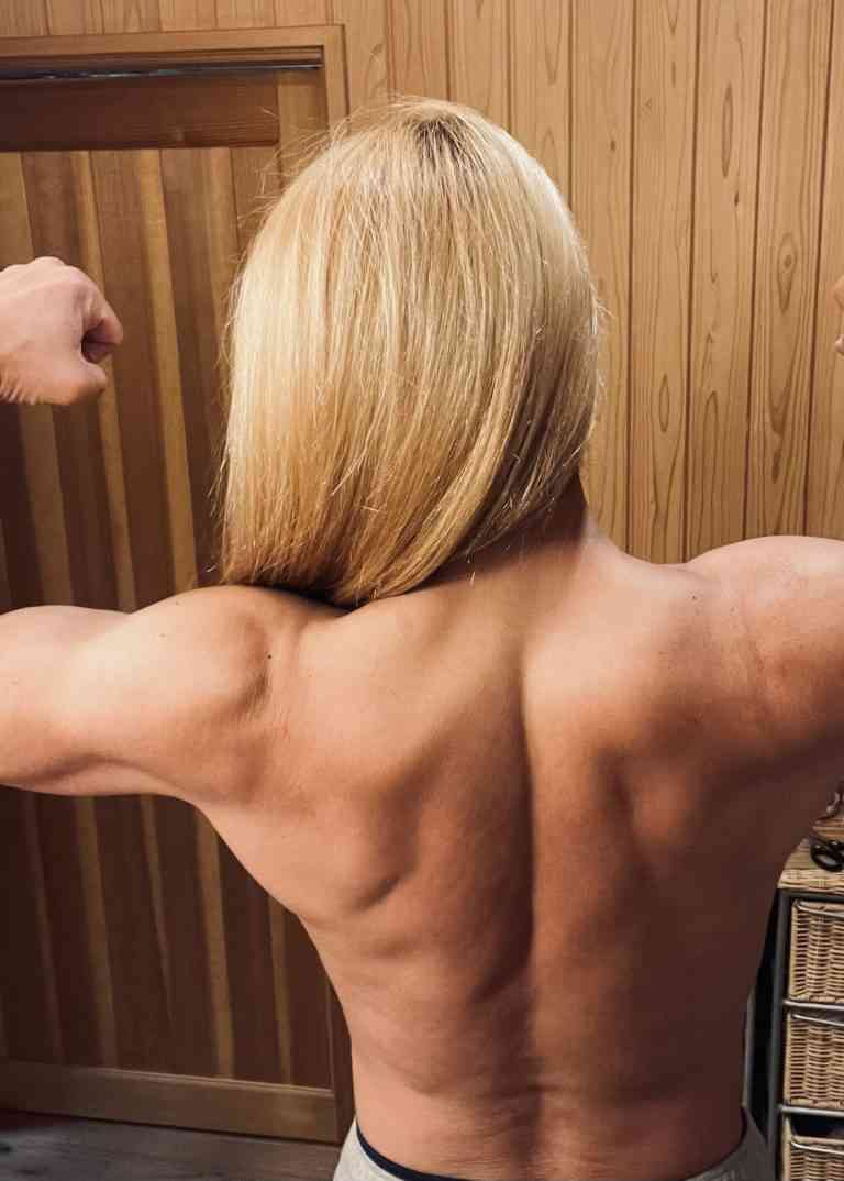 “美女”になった50代おじさんの日課「メイクはもちろん毎朝しています」