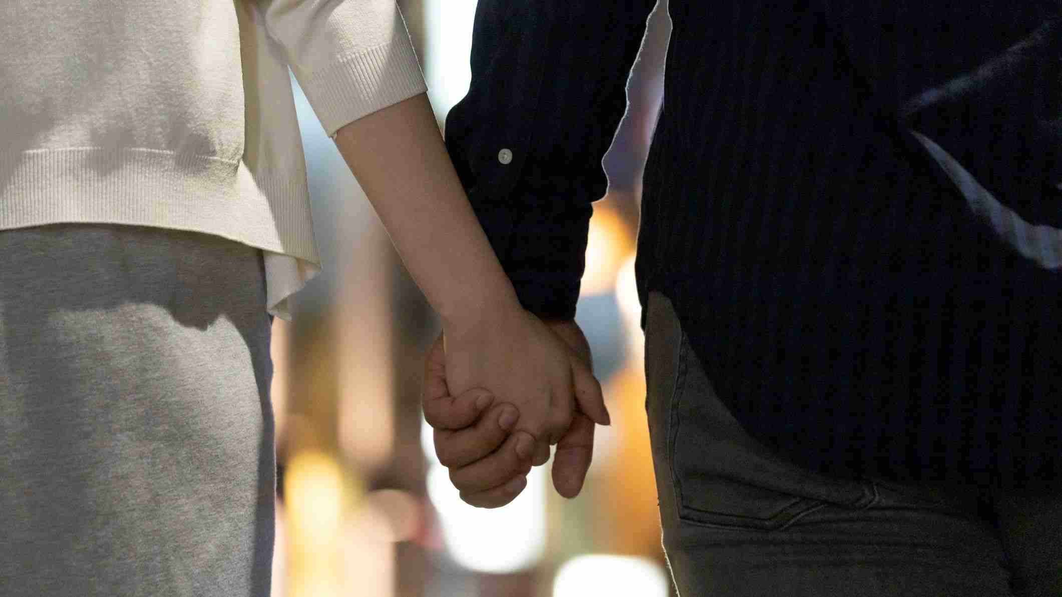 ｢奨学金480万円｣借りた男性の｢肩身の狭い｣恋愛 | 奨学金借りたら人生こうなった | 東洋経済オンライン | 社会をよくする経済ニュース
