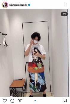 川崎希　夫のアレクに「普段使い」の25万円Tシャツ＆短パン購入　ロエベとジブリのコラボ― スポニチ Sponichi Annex 芸能