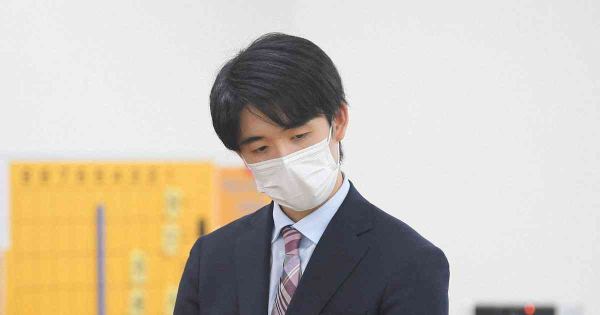 わっ、藤井聡太さんが来た！　小学生らの将棋教室にサプライズ登場 | 毎日新聞