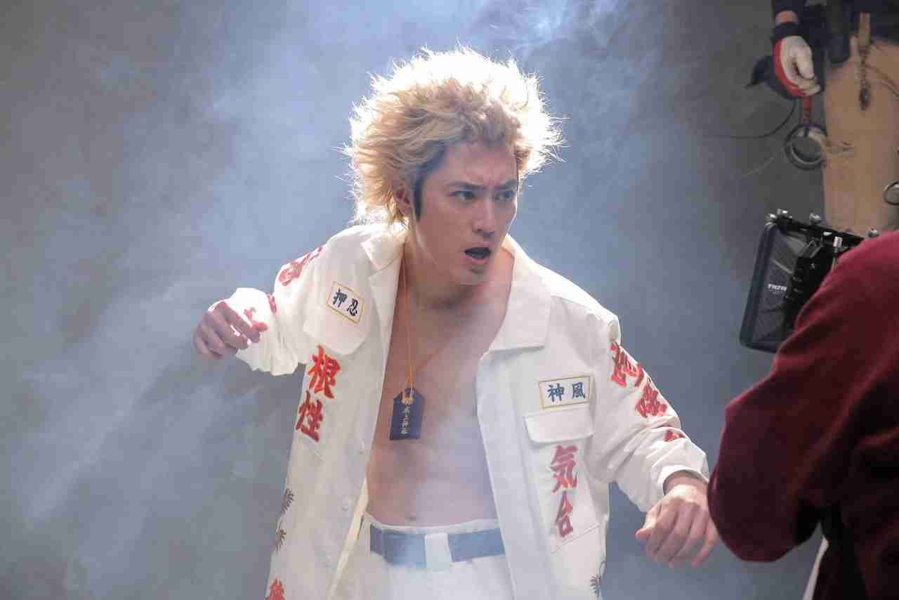 「ナンバMG5」間宮祥太朗のヤンキー姿公開、特攻服は「ある意味ヒーローのスーツ」