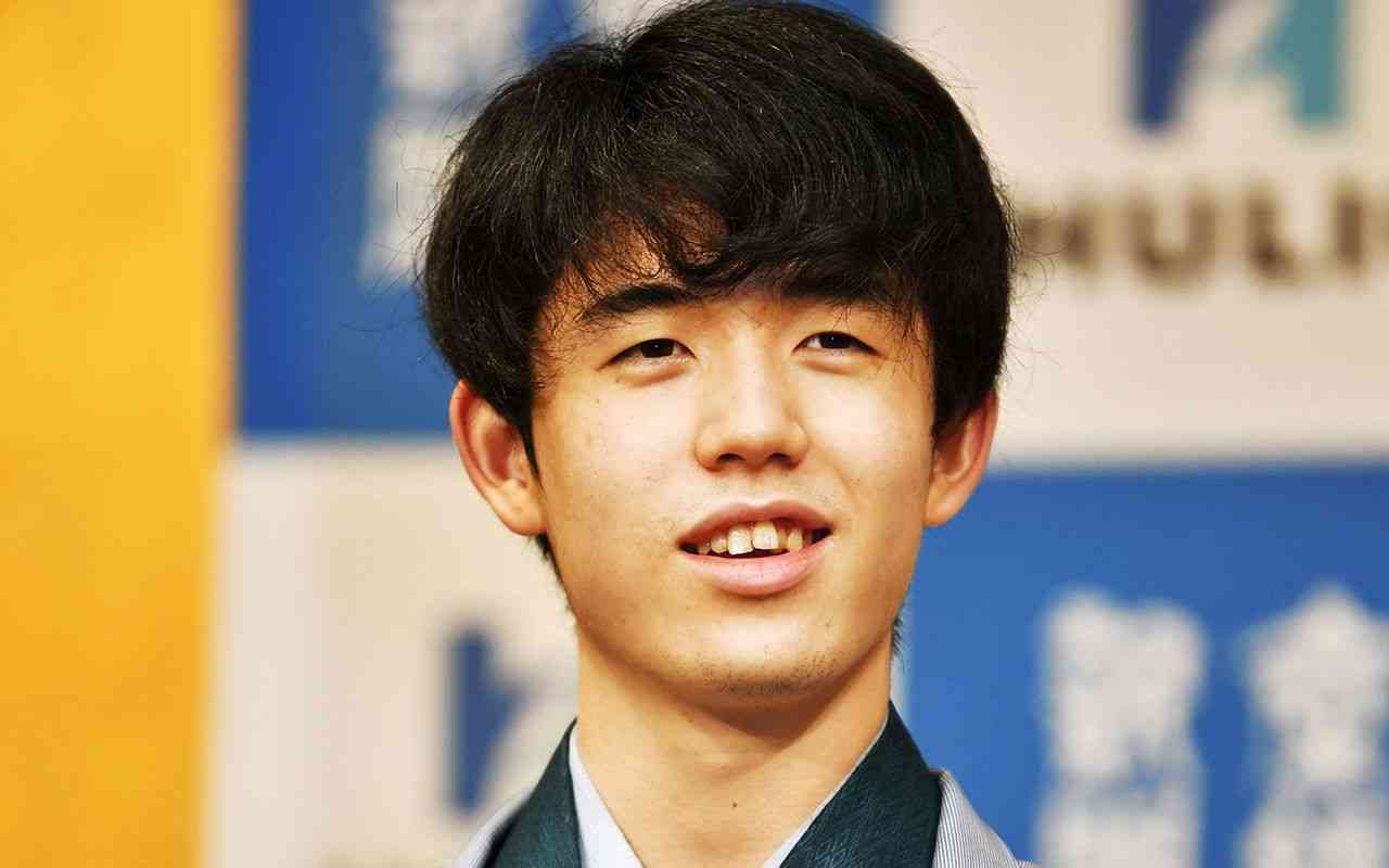 〈賞金ランキング発表〉実質1億円以上稼いでいるのに…藤井聡太、四冠でも獲得賞金1位になれない理由 | 文春オンライン
