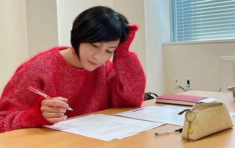 広末涼子、人生初の執筆活動に「お恥ずかしながら、緊張しています」 2年かけて書き上げたエッセイ発売