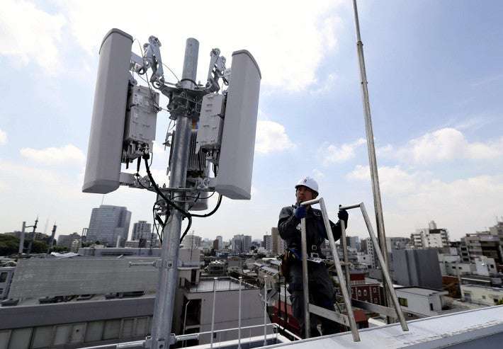 楽天モバイルの４Ｇ「人口カバー率９６％」、４年前倒しで達成 : 経済 : ニュース : 読売新聞オンライン