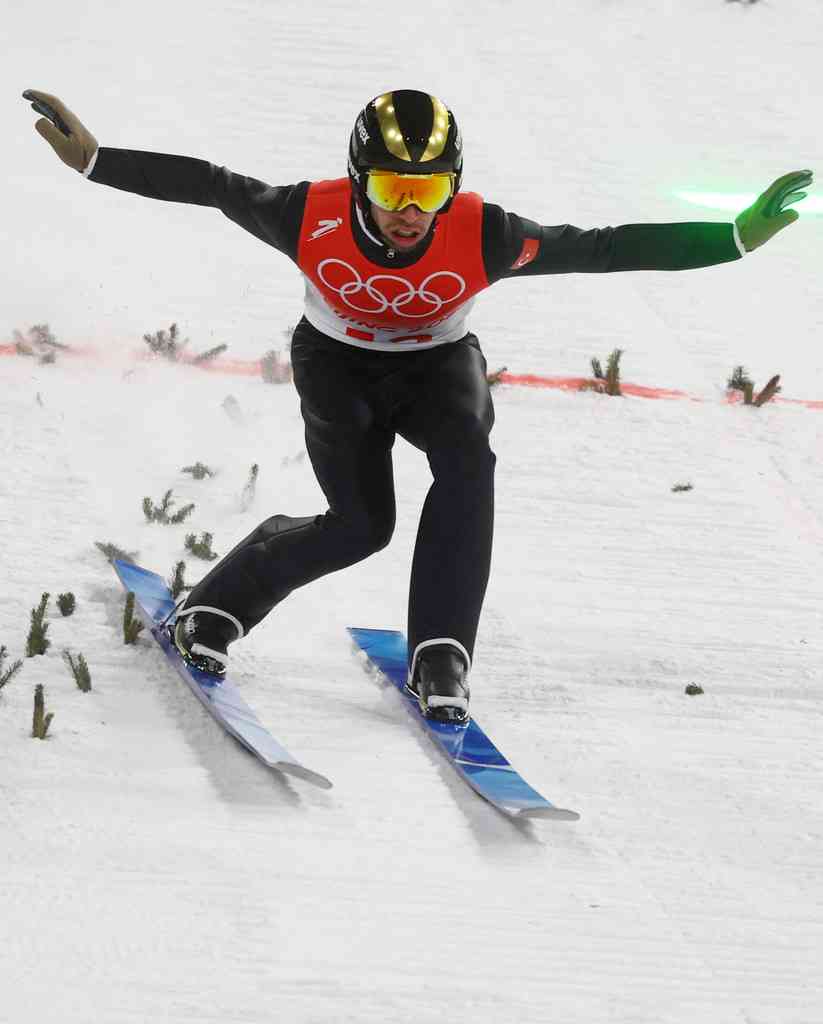 スキー板でウイグル支持？　　トルコ選手に独立派称賛　北京五輪〔五輪〕（時事通信） - Yahoo!ニュース