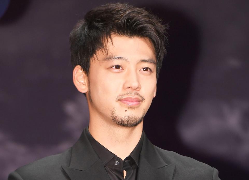 竹内涼真 生放送でパンストかぶり顔面崩壊「スッキリ」に衝撃「やばいw」「朝から何をw」