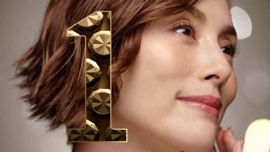 米倉涼子が美肌と抜群のスタイルを披露　でも夜のアイスクリームがやめられない？