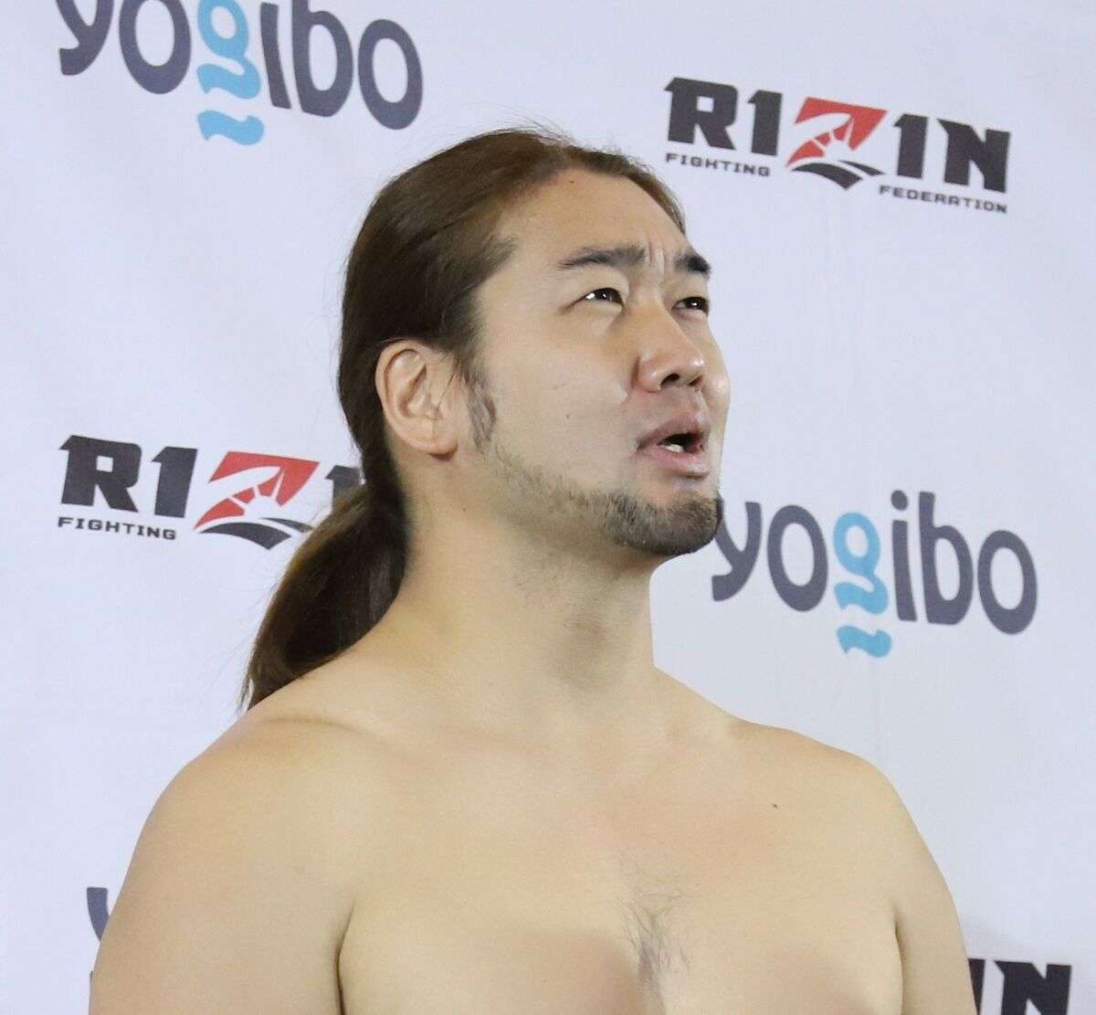 シバター、涙の訴え「この日本で行われている麻雀、ポーカーというギャンブルをどうか大目に見て欲しい！」 : スポーツ報知