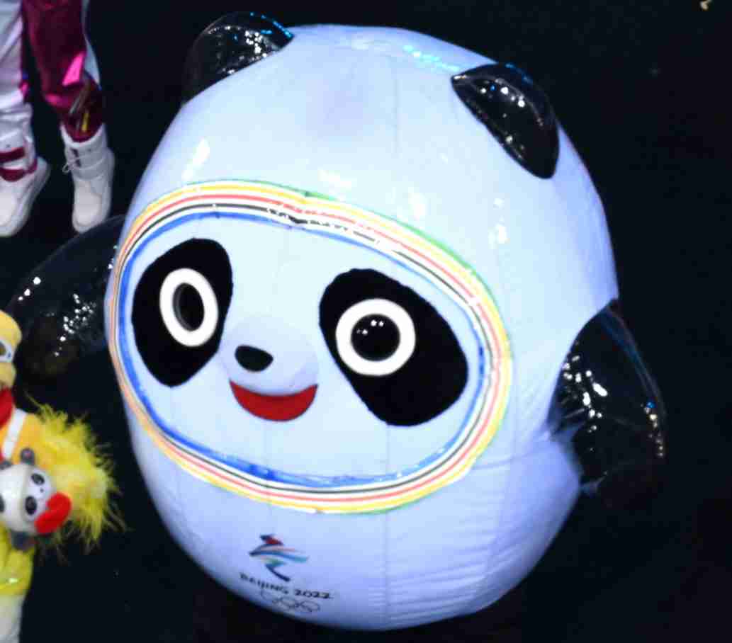 爆売れ中の北京五輪の「ビンドゥンドゥン」と存在感なき東京五輪の「ミライトワ」　人気に差がついた理由
