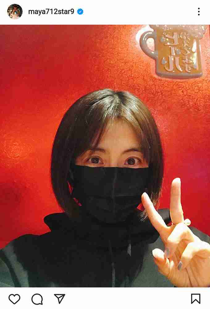 小林麻耶　浜崎あゆみと「お揃い」色違いパーカ姿に歓喜「ライブに麻央ちゃんと何度も行った」（スポニチアネックス） - Yahoo!ニュース