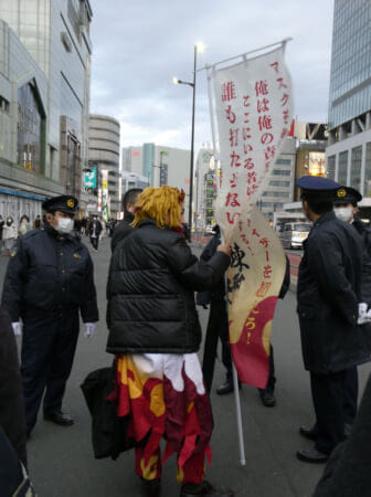 〝ノーマスク無限列車編〟結末　煉獄さんコスプレ男がツイッターで呼び掛け大炎上