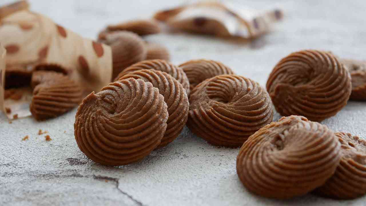 材料5つでこのサクサクの香り豊かなコーヒークッキーが食べられる♡ | Squeezed  Coffee  Cookies - YouTube