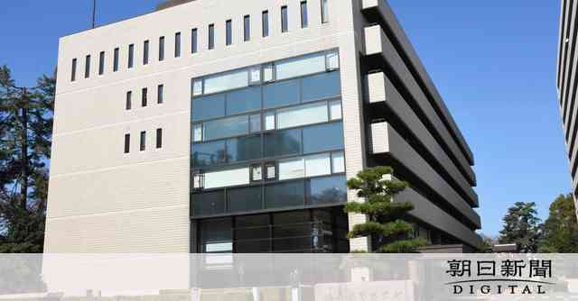 スキー場のコース外で遭難　2人救助、2人は日没で救助中断　福井：朝日新聞デジタル