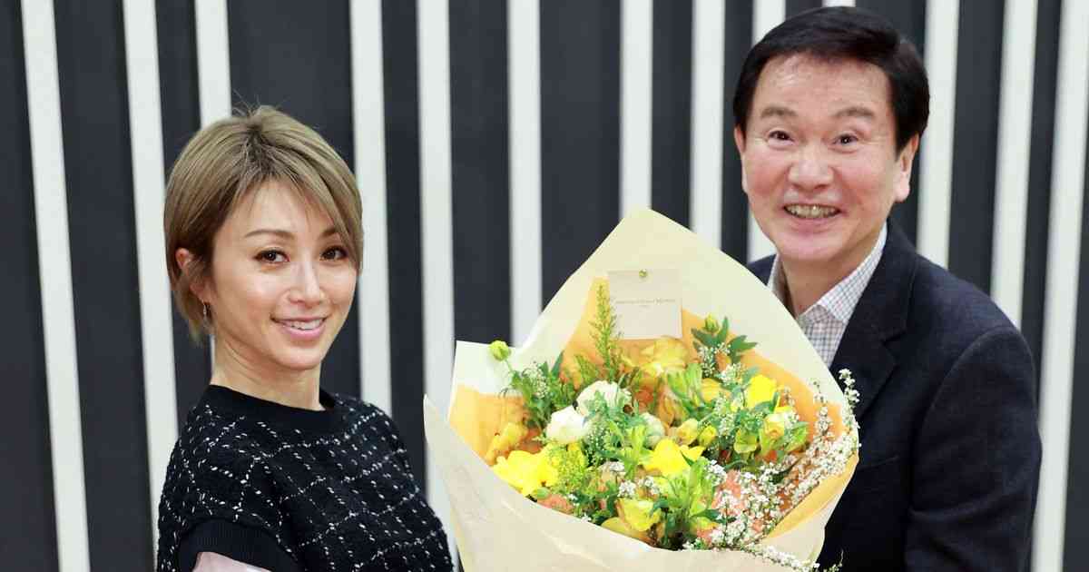 金髪ショートに変身したのりピーに大先輩の森田健作もドキッ⁉ - サンスポ