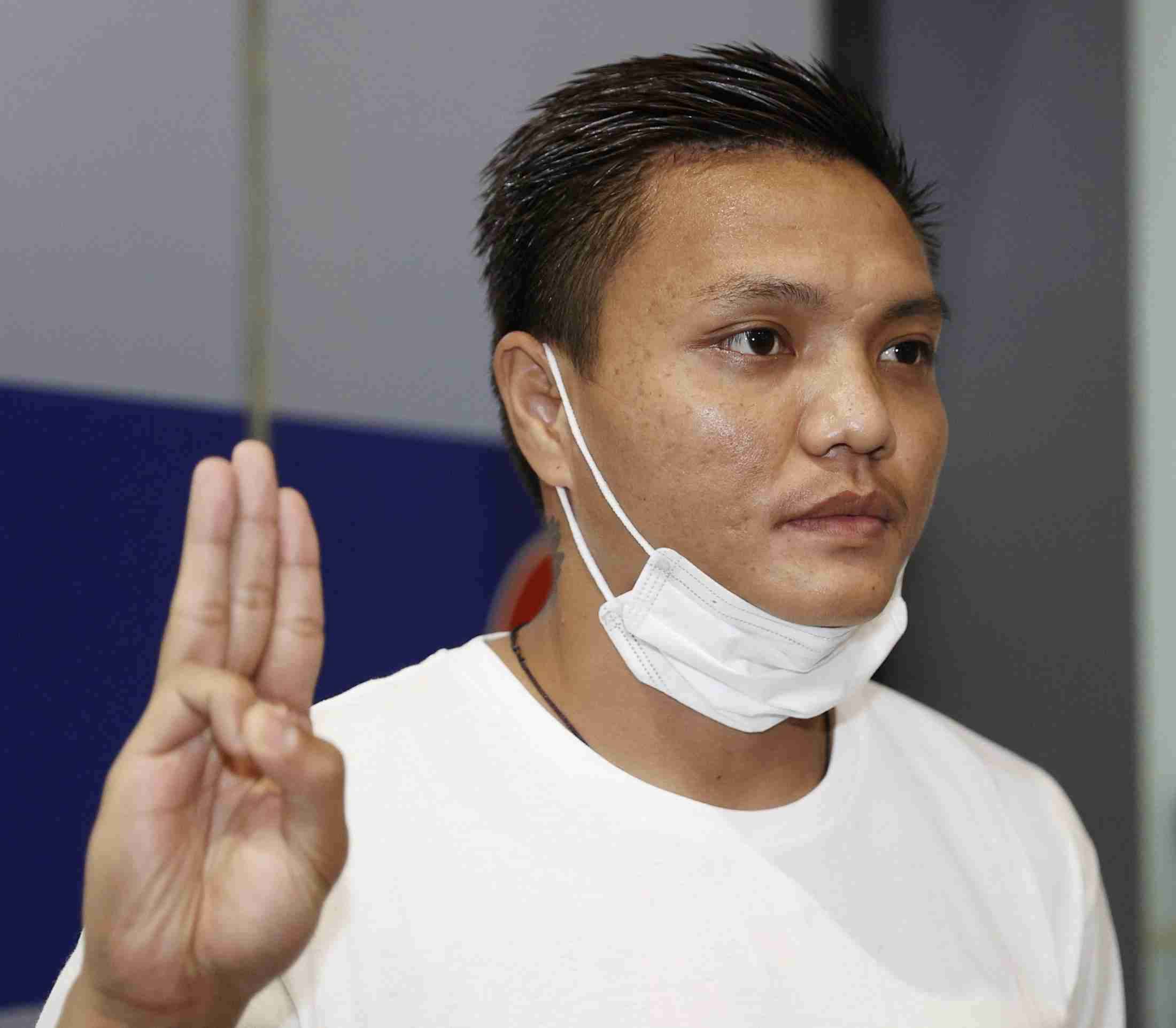 日本亡命の元ミャンマー代表サッカー選手、両親が「絶縁」との新聞広告