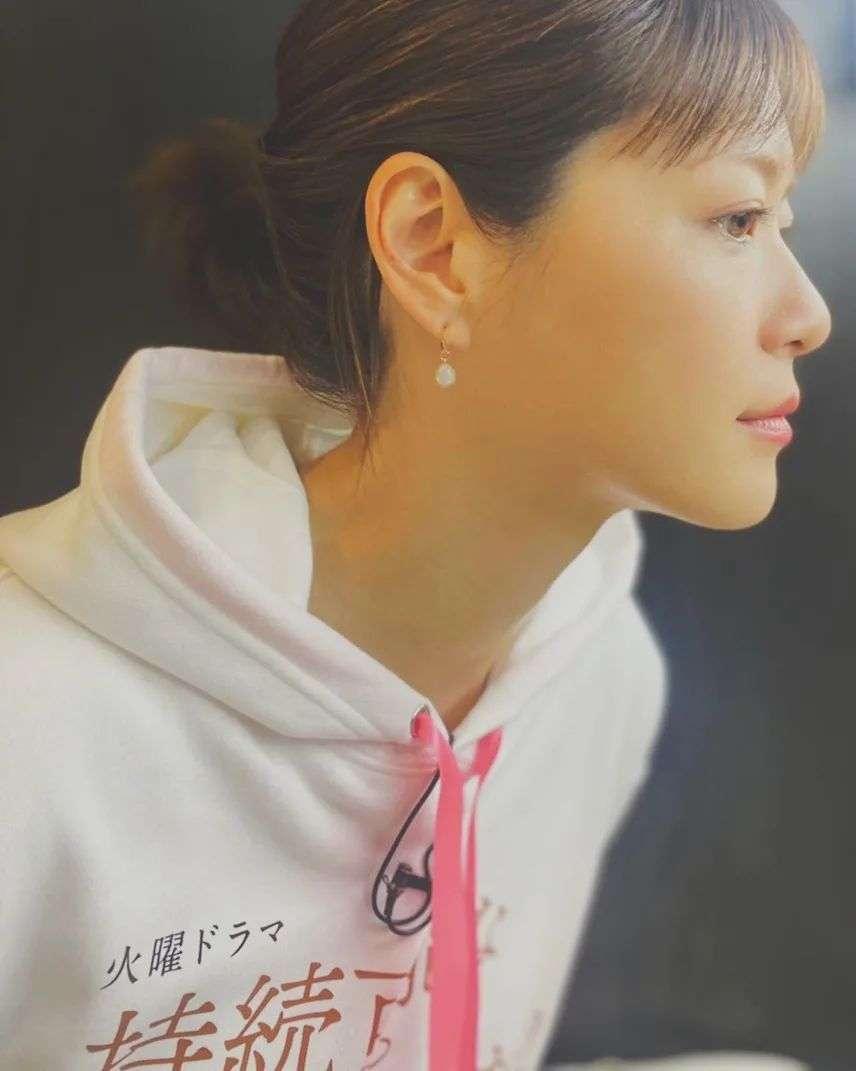 「完璧なパーツ」　上野樹里、極上の“横顔”ショットに称賛の声相次ぐ！