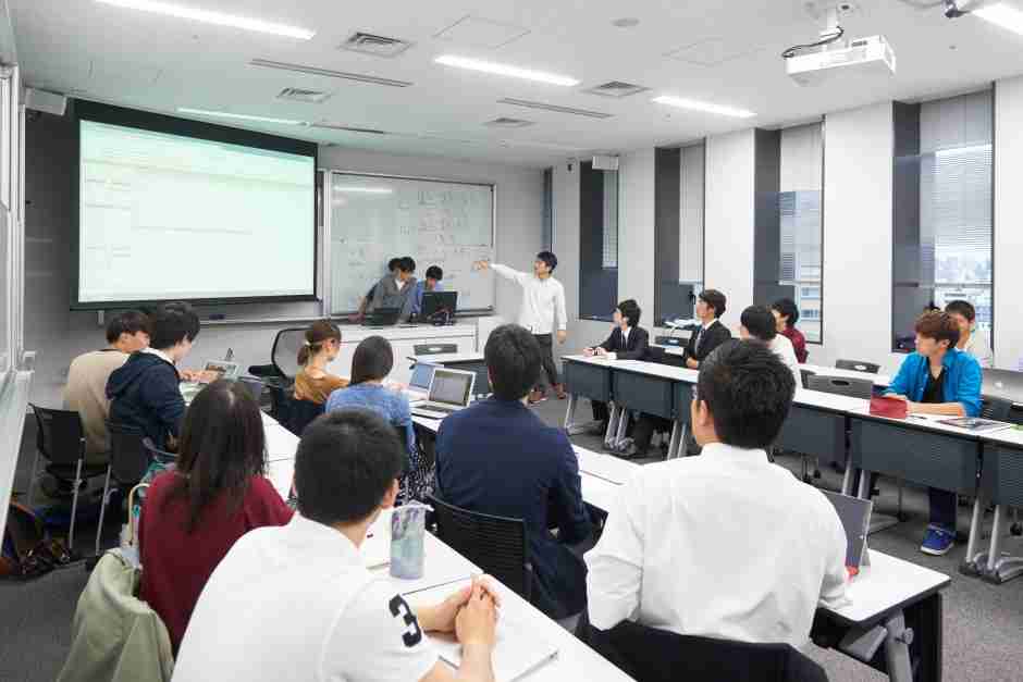 教員紹介  –  早稲田大学 政治経済学部