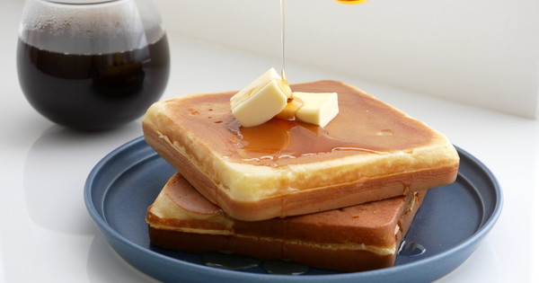 ホットサンドメーカーを使えば、誰でも簡単に「分厚いホットケーキ」が作れる！ | クックパッドニュース