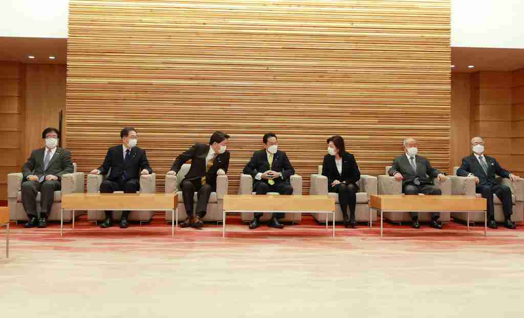 ネット中傷抑止へ侮辱罪厳罰化　懲役・禁錮、「拘禁刑」に　刑法改正案を閣議決定（時事通信） - Yahoo!ニュース