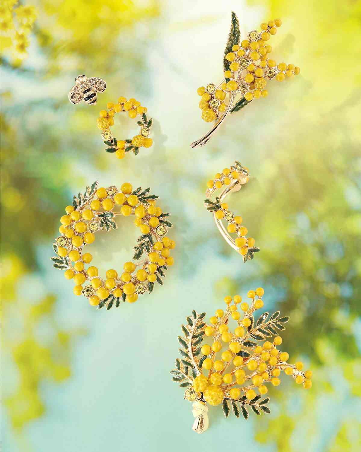 植物モチーフのアクセサリー