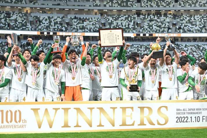 【独自】青森山田高サッカー部で「飲酒問題」隠蔽か　監督は「親や友達に言うな」 | デイリー新潮