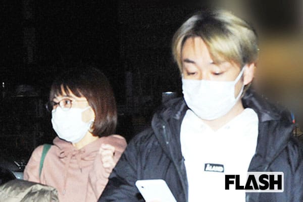 小林麻耶が再婚発表「父とは縁を切って “駆け落ち”」海老蔵への批判動画はすべて削除の急展開
