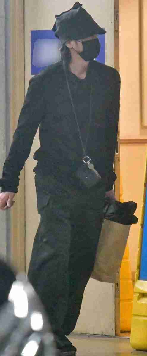 オダギリジョー「過去を隠さない」「SNSやらない」異色俳優が売れ続ける理由