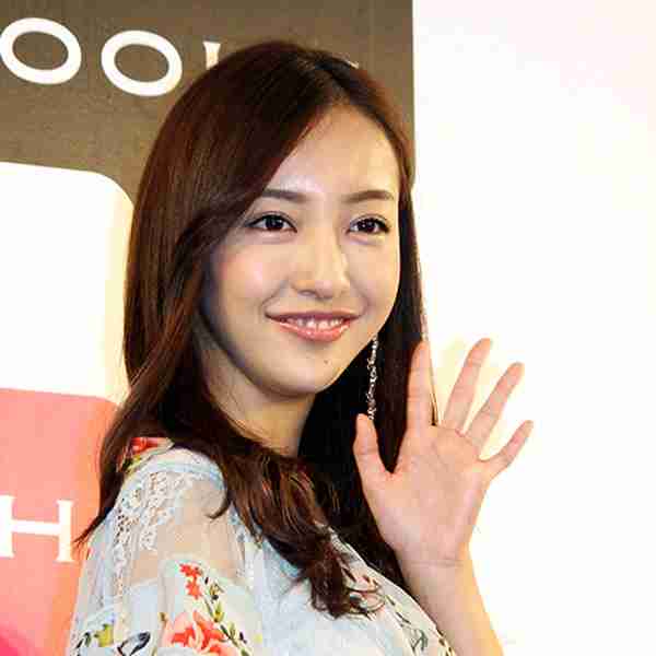板野友美、０歳長女の顔出しショットに「お顔完成されてる」と反響…ミートフリーな手料理も披露