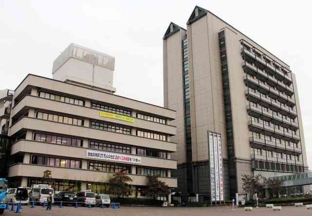 卒業証書に別の小学校の学校印　担当教員が印刷ミス、９３人に手渡し｜総合｜神戸新聞NEXT