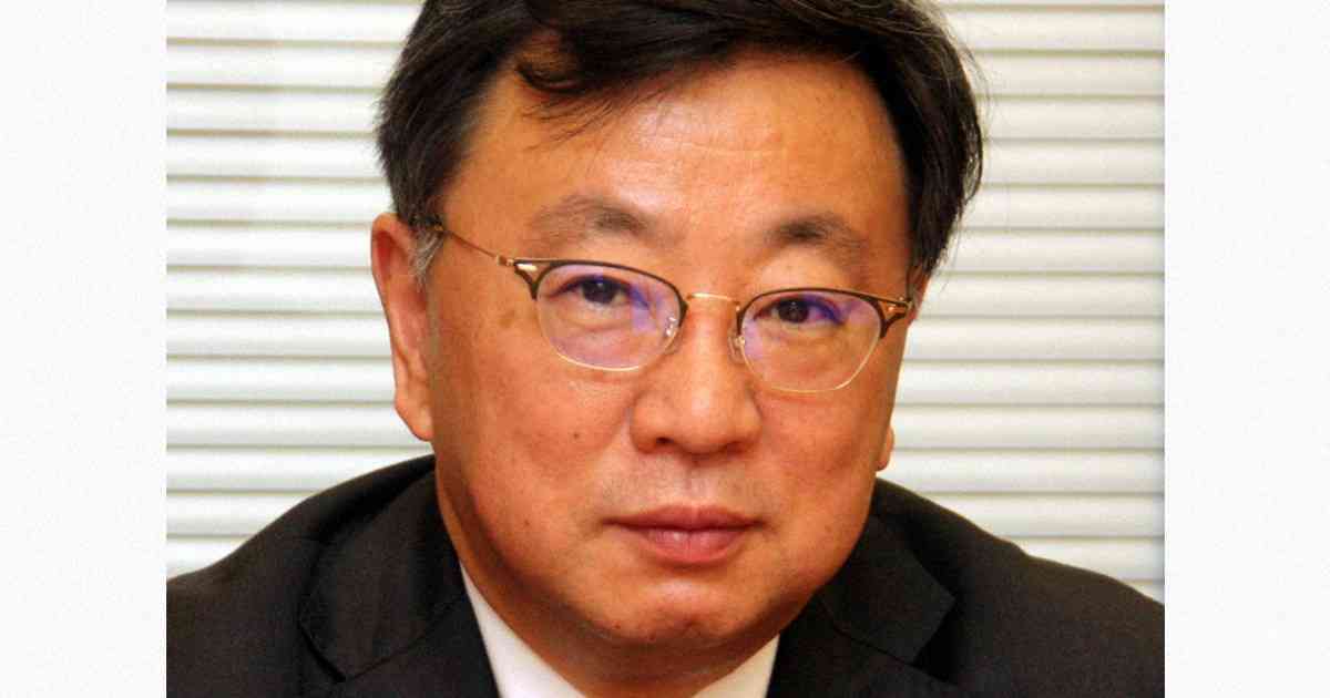 ウクライナ難民　「人道上配慮が必要なら在留許可」と官房長官 | 毎日新聞