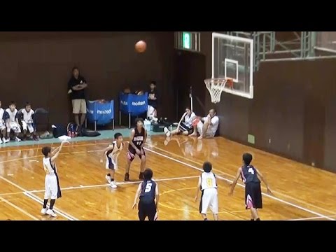 ラスト２秒、奇跡は起きた　小学生バスケ動画が大反響 - YouTube
