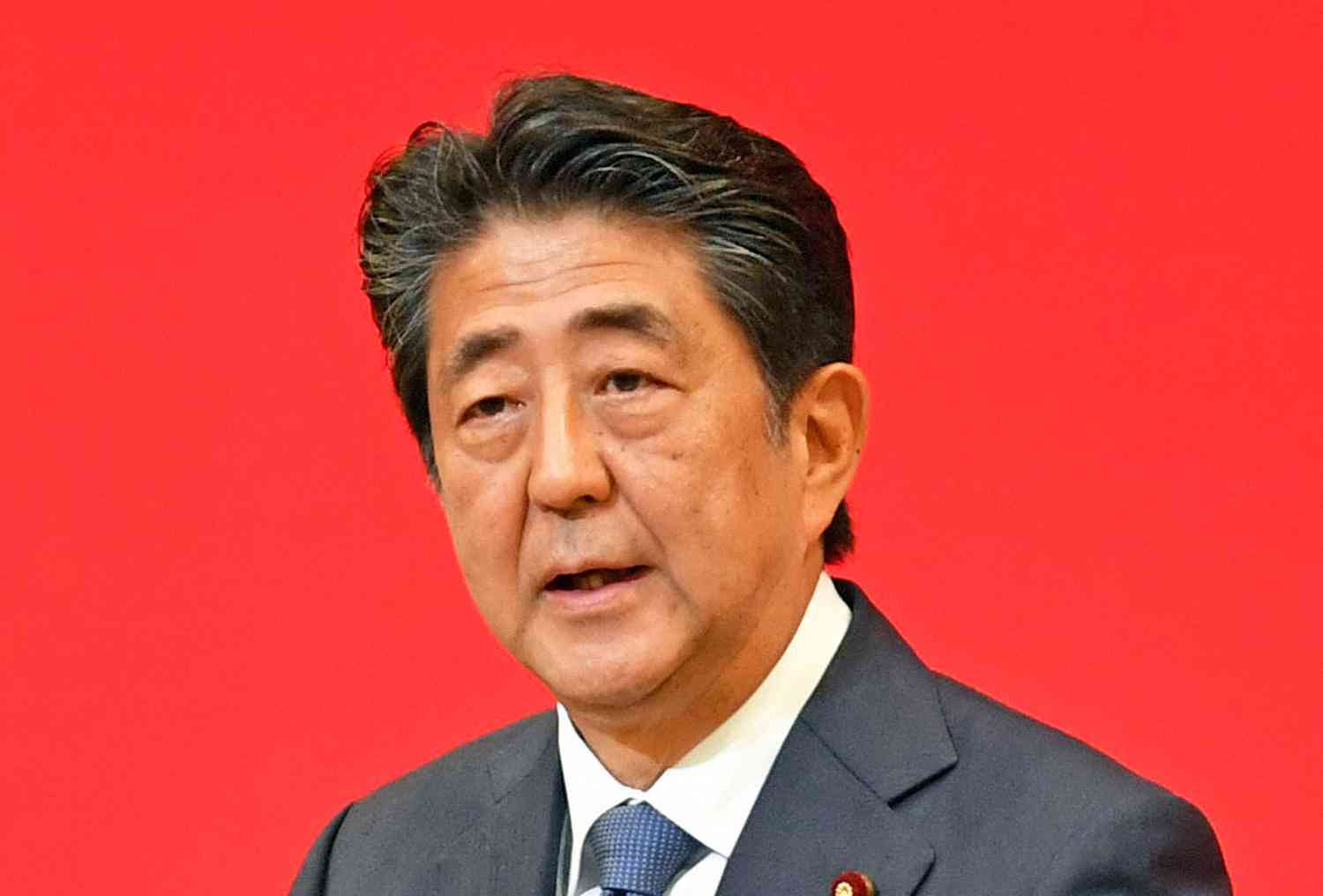 安倍晋三元首相「私たち日本はウクライナ国民とともにある」ゼレンスキー大統領演説受け支援訴え（日刊スポーツ） - Yahoo!ニュース