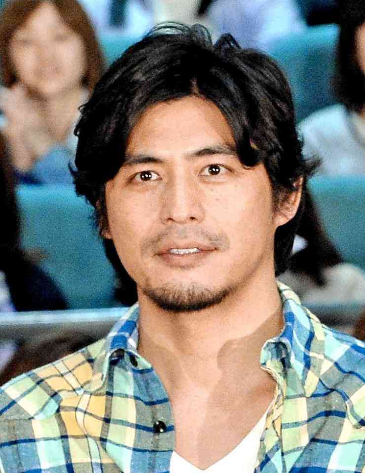 活動休止中の坂口憲二の近況放送「めちゃカッコイイ」「優しい」「お子さんと」