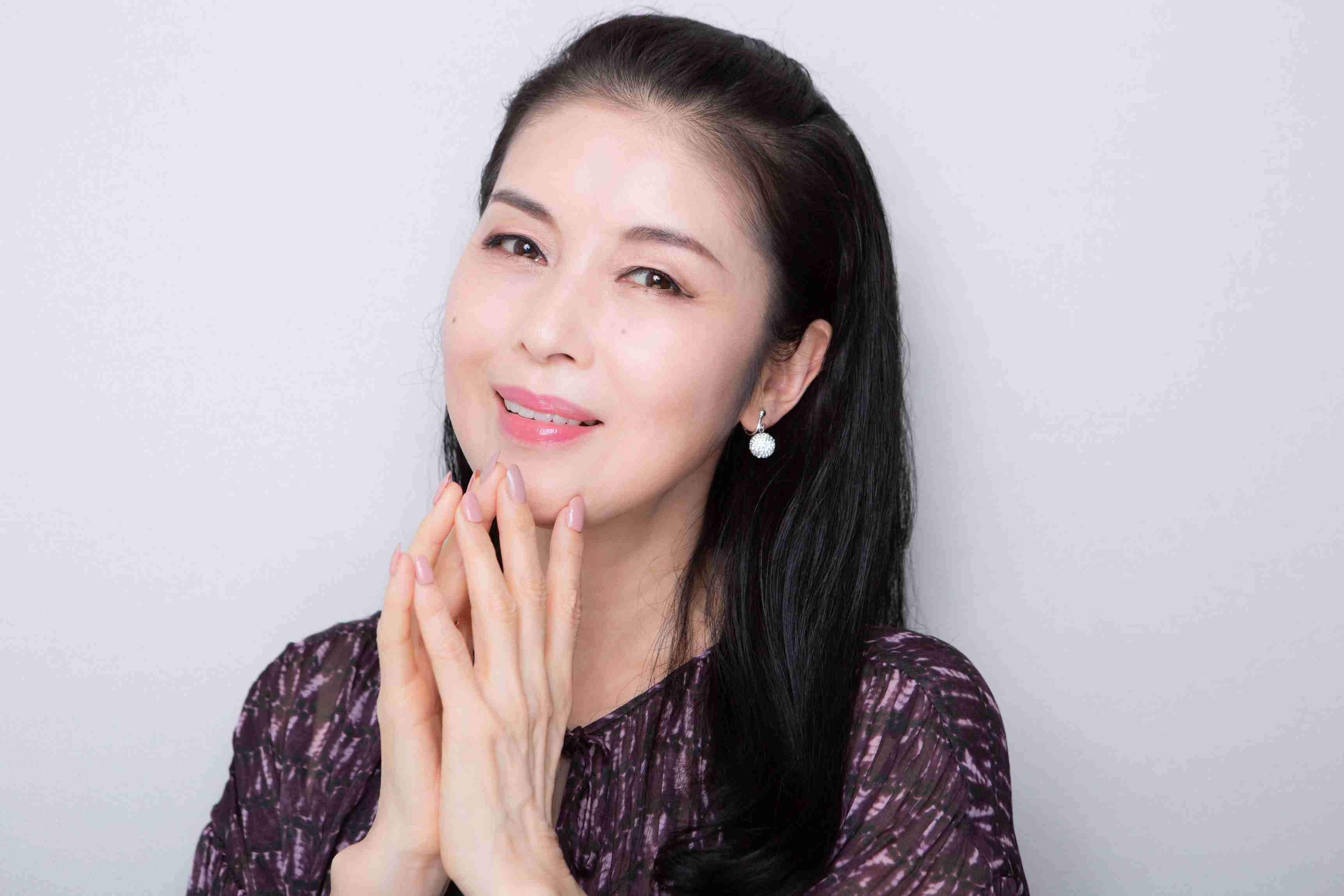 藤あや子が還暦で水着姿の写真集に挑戦「60歳でもできることはいっぱい！ワクワクしています」 | ENTAME next - アイドル情報総合ニュースサイト