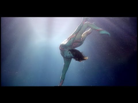松任谷由実 - 人魚姫の夢 - YouTube