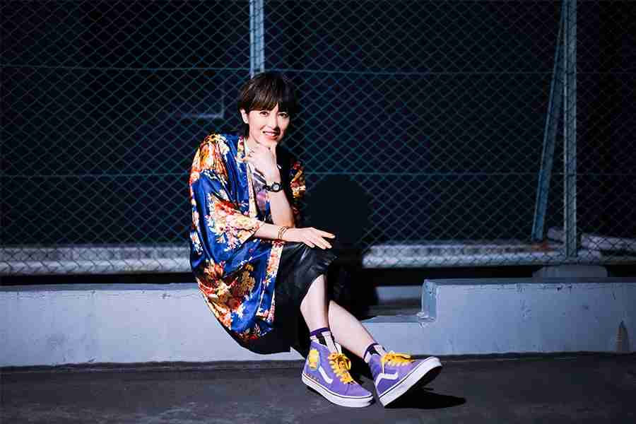 荻野目洋子がウクレレで新境地 「ダンシング・ヒーローだけじゃない」新たな挑戦