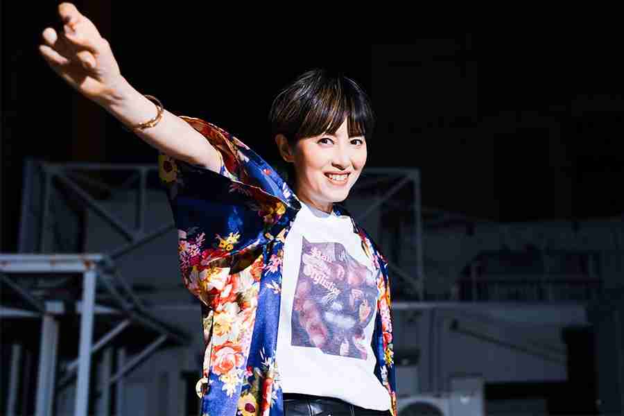 荻野目洋子がウクレレで新境地 「ダンシング・ヒーローだけじゃない」新たな挑戦