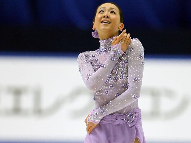 母と一緒に滑った浅田が全日本でV。男子は最強の世界選手権代表トリオ。  - フィギュアスケート - Number Web - ナンバー