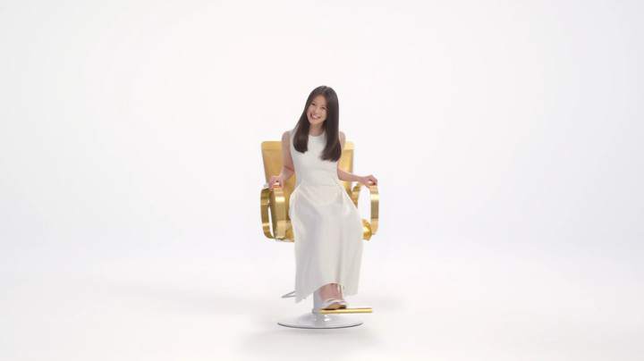 今田美桜：ノースリーブワンピで爽やかに　美髪なびかせ「パンテーン」新CM