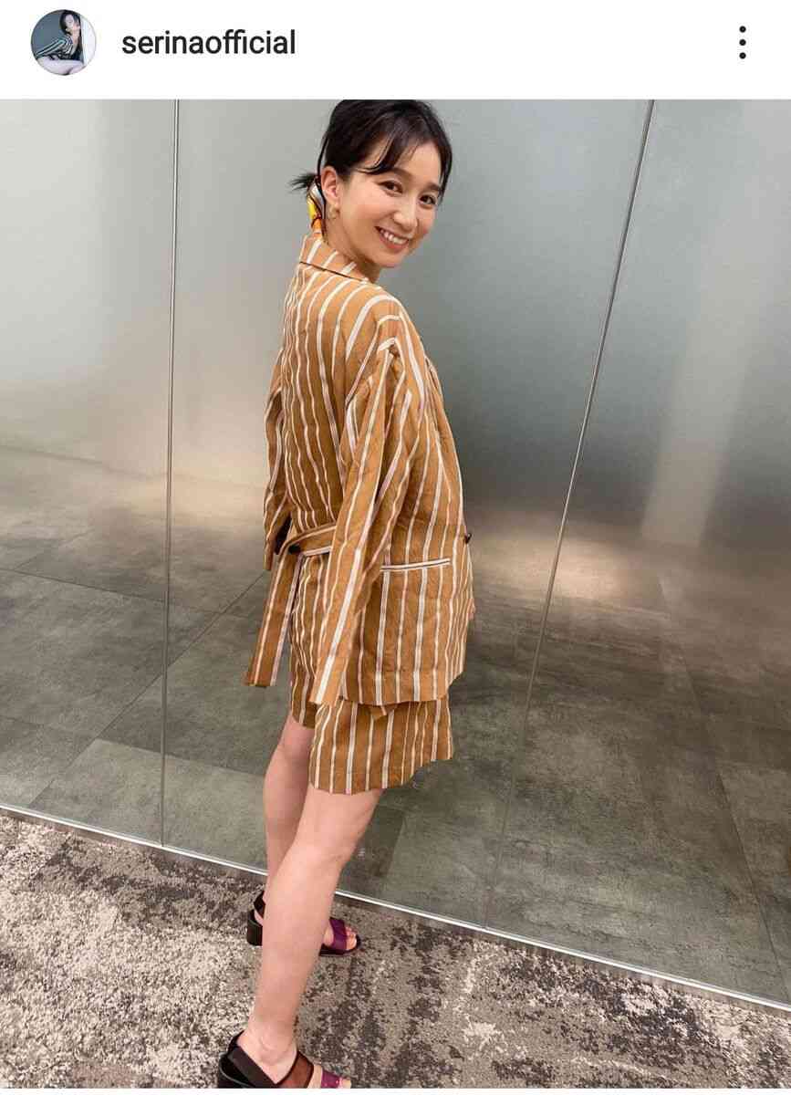 芹那、生足＆背中見せた36歳最新ショットに絶賛の声「相変わらず可愛い」「一段といい女」
