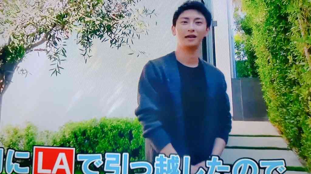 AAA・與真司郎 LAの豪邸をテレビ初公開「20代の前半から早めに投資を勉強してたんですよ」