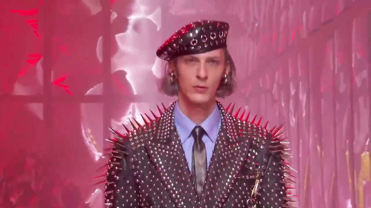 Gucci Fall/Winter 2022-2023 - YouTube