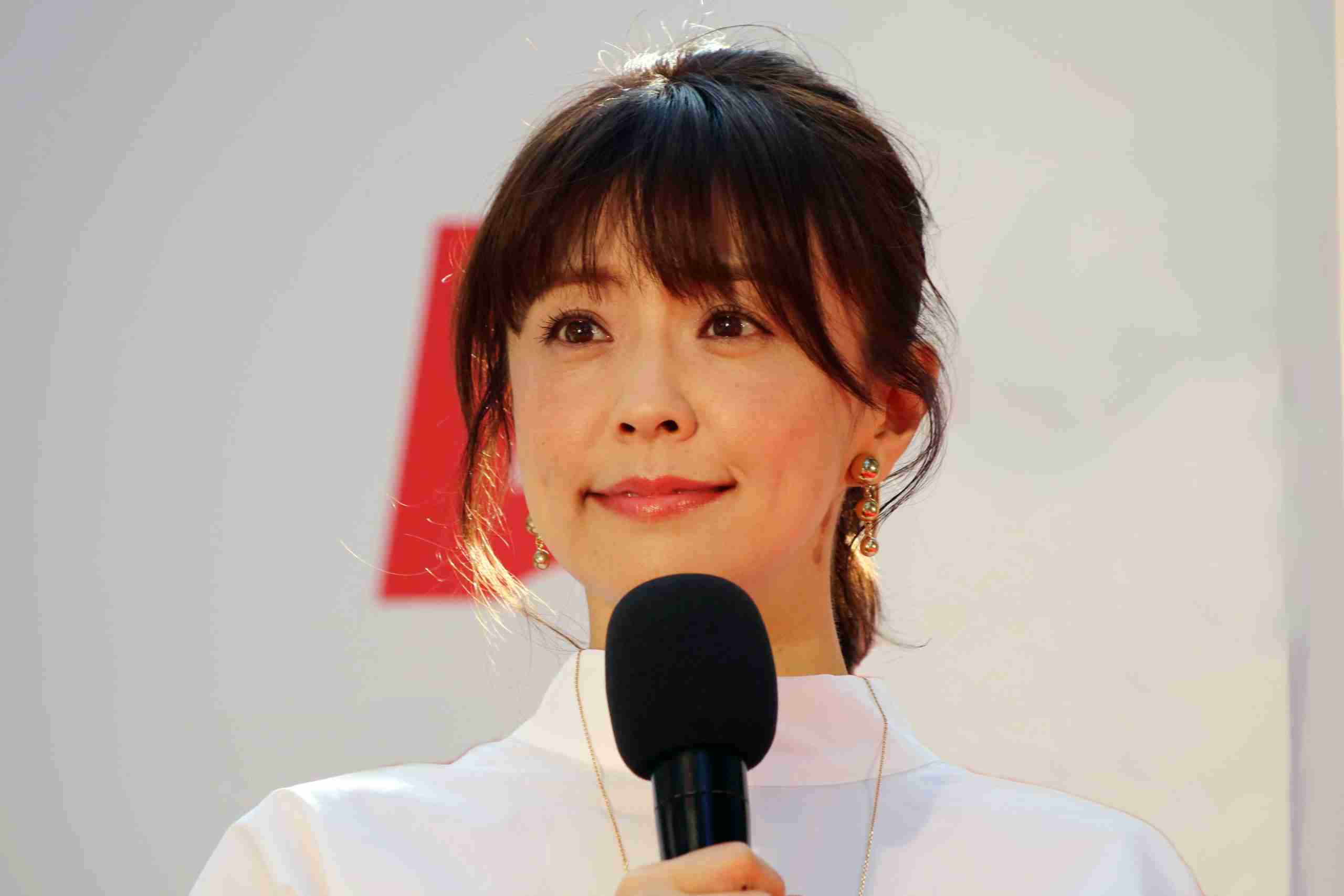 小林麻耶の元夫・國光吟氏がブログで海老蔵批判　麻耶も「絶対に読んで」 – Sirabee