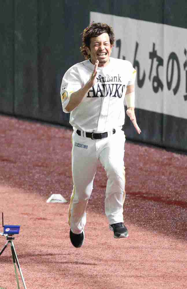 世代交代待った!!　“熱男”松田が15年連続の開幕三塁勝ち取った　藤本監督示唆「結果出した」（スポニチアネックス） - Yahoo!ニュース