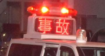 【茨城新聞】路上に犬、停止したトラックに追突し二輪の男性死亡　茨城・古河