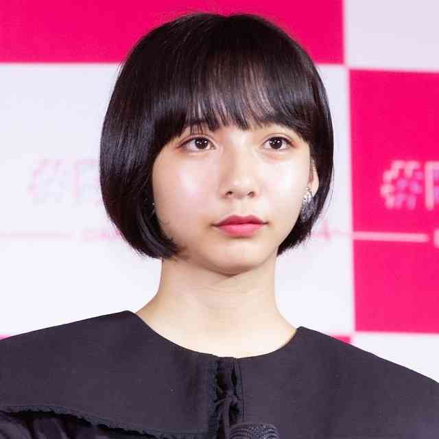 山之内すず“エゴサ”で一番傷つくコメントを告白「めちゃくちゃ言われる…」 - まいじつ