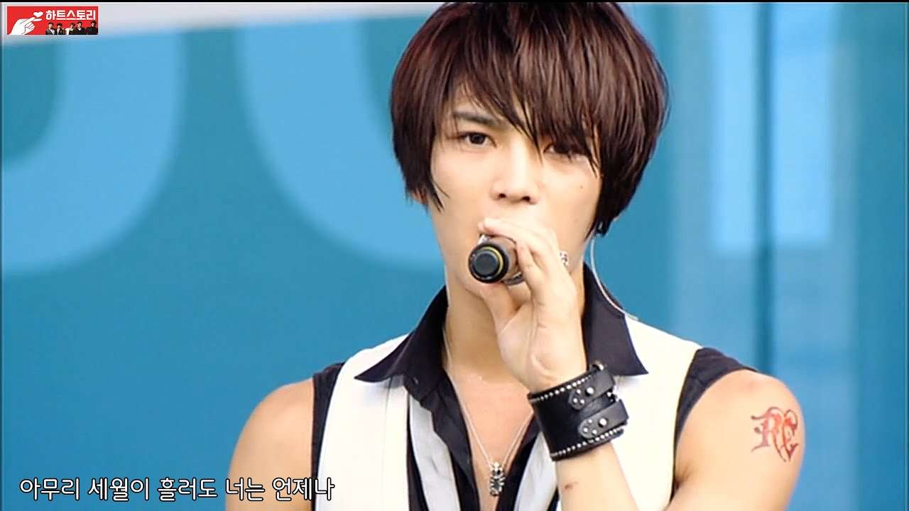 [4K] (동방신기) 'どうして君を好きになってしまったんだろう?' a-nation 2008 LIVE - YouTube